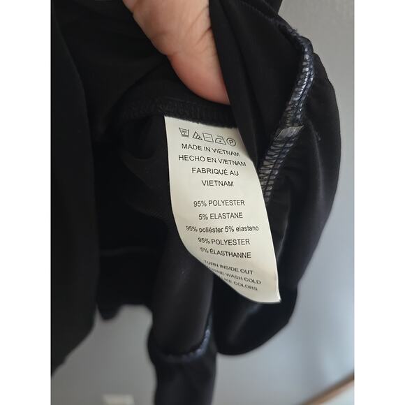 Michael Kors Black V-Neck Ruffle Hem Sleeveless Shift Dress Womans Plus Size 2X - Picture 5 of 6